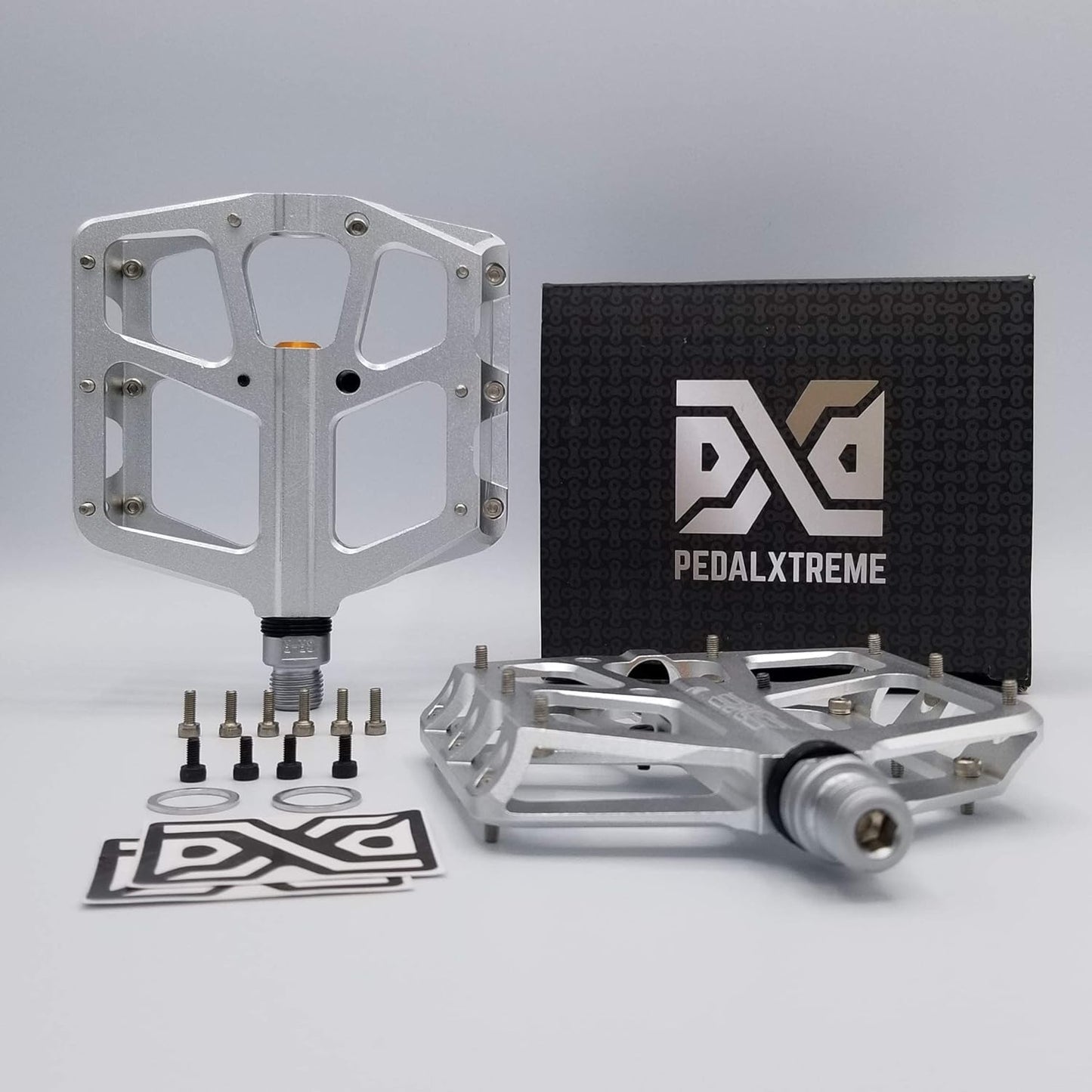 PDX A8 Lightweight Aluminum Mountain Bike Pedals with Anti-Slip Concave Platform and 16 Pins